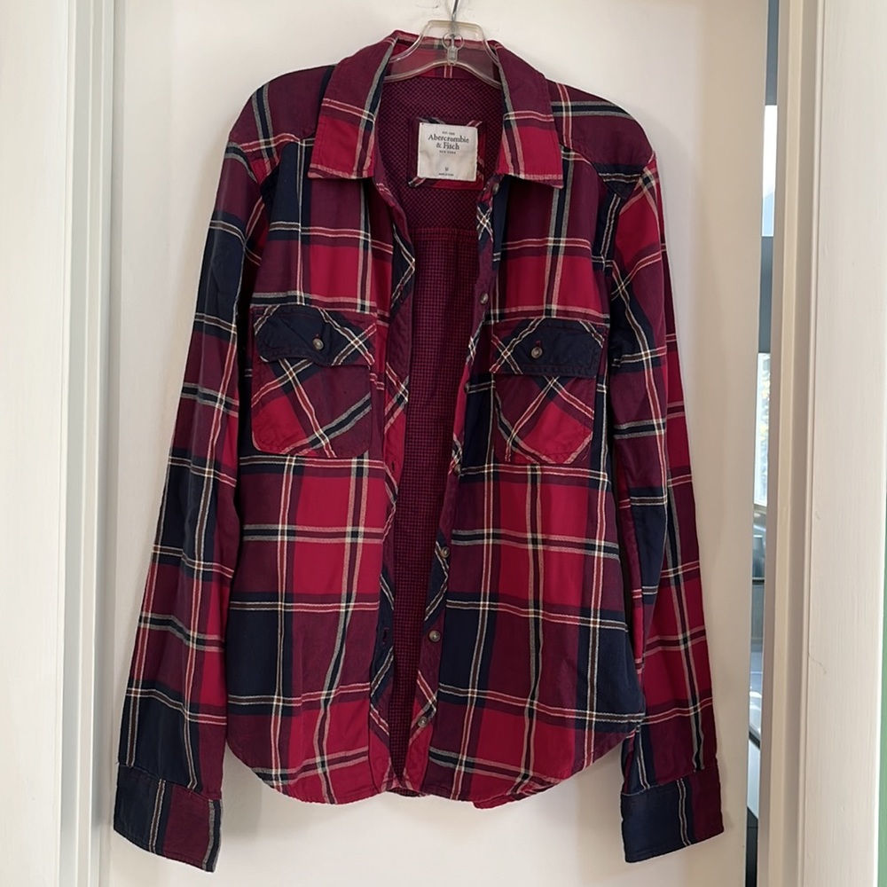 Abercrombie & Fitch Flannel in Cherry and Navy